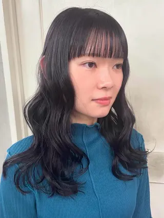 セミロング カラー RorriM natsuのヘアスタイル