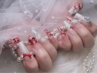 ネイル -ému- k.oのネイルデザイン