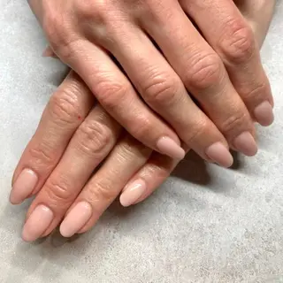 ネイル イイクラ アイリのネイルデザイン