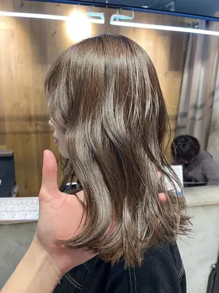 セミロング カラー 赤み消しカラー/ ナチュラル/トモキのヘアスタイル