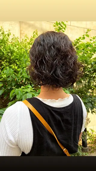 ミディアム パーマ 池田 愛のヘアスタイル