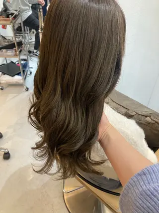 セミロング ✨色持ちの良い艶 カラー✨蟹江真世のヘアスタイル