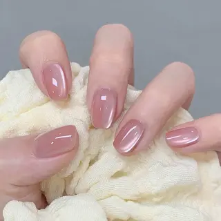 ネイル EmilyG アイリスのネイルデザイン