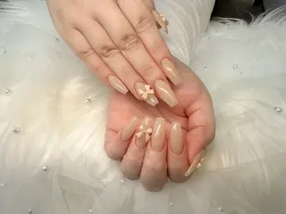 ネイル MIKIネイル YUKAのネイルデザイン