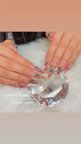 ネイル ハイビスカス ネイルサロンのネイルデザイン