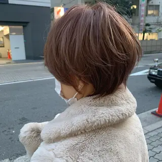 ショート カラー UMEDA FIGAROのヘアスタイル