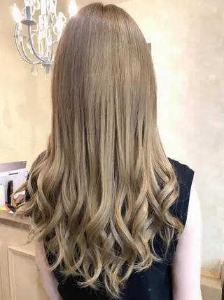 セミロング カラー MagicMush ✴︎シールエクステのヘアスタイル