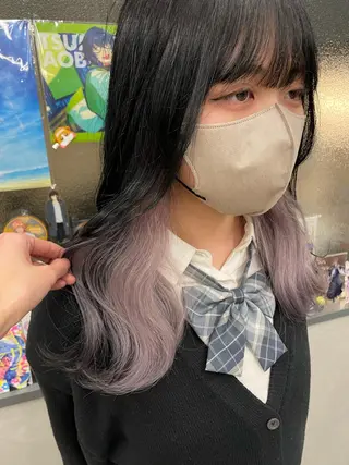 ロング カラー インナーカラー 推し ブリーチ  髪質改善のヘアスタイル