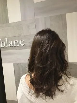ミディアム いのうえ みわこのヘアスタイル