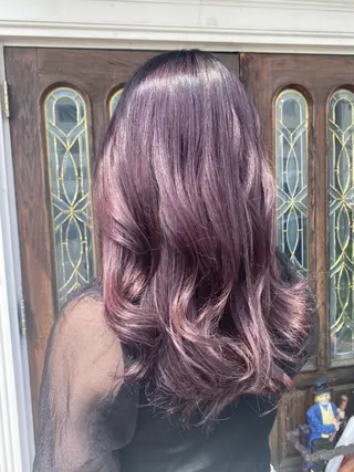 ロング カラー 山西 真琴のヘアスタイル