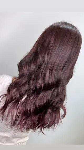 カラー mignon あゆみのヘアスタイル