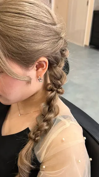 ヘアアレンジ 🎀透明感カラー /似合わせカット🎀のヘアスタイル