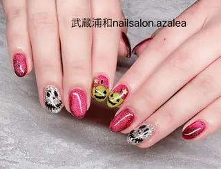 ネイル R inのネイルデザイン