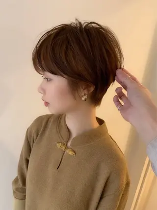ショート 大島桃花 / 表参道 透明感カラーのヘアスタイル