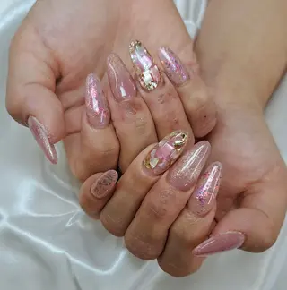 ネイル 河野ちえ (雑誌掲載サロン)のネイルデザイン