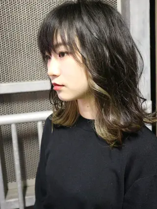 セミロング カラー 東風上 亮介のヘアスタイル