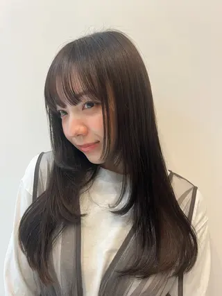 ロング 艶髪/透明感/ 三宅晴香のヘアスタイル