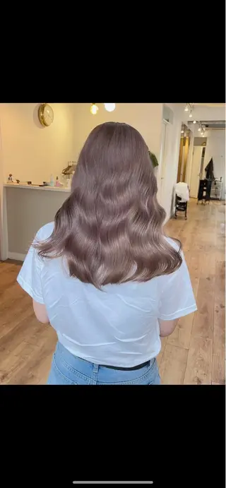 セミロング 水原　悠吾 ELISS　ブリーチのヘアスタイル