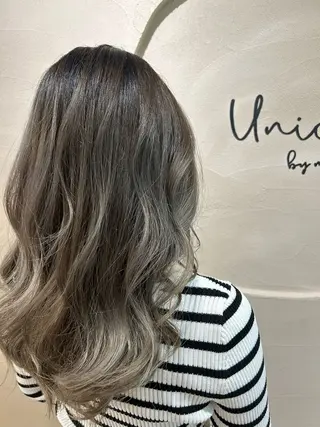 セミロング unica緑地公園 カンダコウキのヘアスタイル