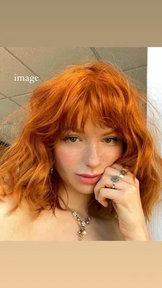 カラー MINX momokaのヘアスタイル