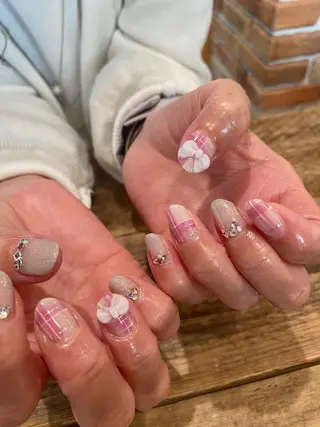 ネイル 佐藤  悠子のネイルデザイン