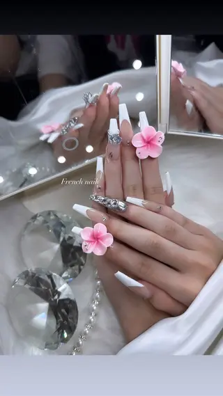 ネイル 加納 莉音のネイルデザイン