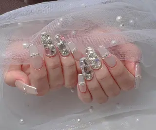 ネイル MoaNail🫶 Yoshiのネイルデザイン