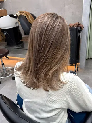 ミディアム カラー .. meiのヘアスタイル