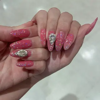 ネイル 鈴木 愛のネイルデザイン