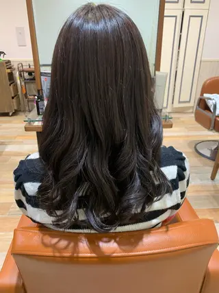 ロング カラー 須藤 向日葵のヘアスタイル