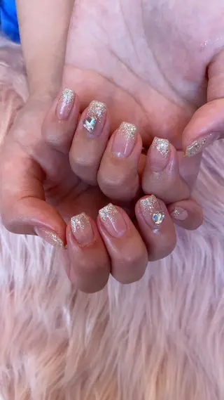 ネイル crystal ⭐︎ colorのネイルデザイン