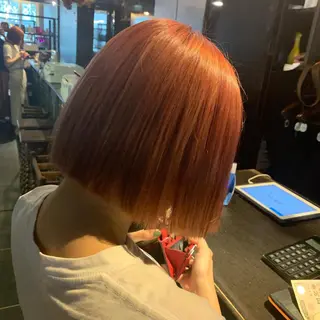 ショート カラー 吉本 yoshimotoのヘアスタイル