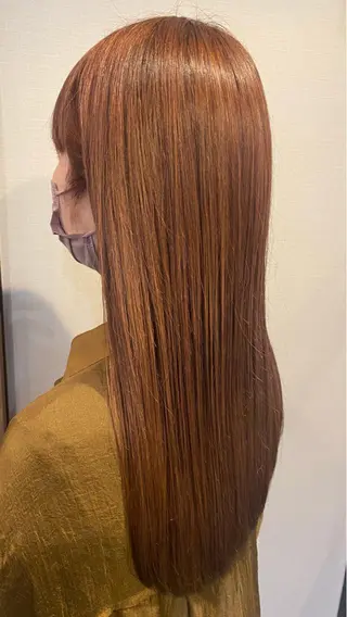 ロング カラー 加藤 知子のヘアスタイル