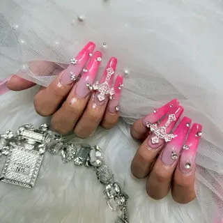 ネイル MADIA 平塚店所属・MADIA ___rinaのネイルデザイン