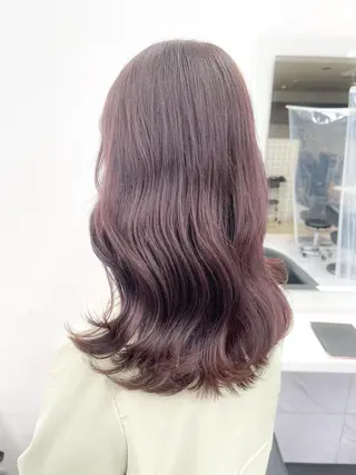 ロング カラー ハイトーン×レイヤー カットTAKUMIのヘアスタイル