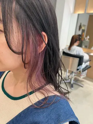 セミロング デザインカラー茅ヶ崎 オオタ カズキのヘアスタイル