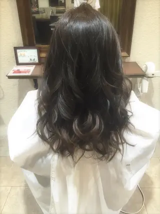 ロング HEARTS和田 ひかりのヘアスタイル