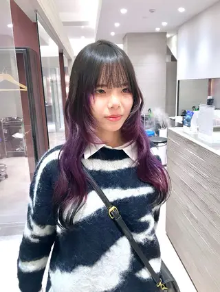 ロング カラー サキ🤍ハイトーン 🩰くびれ巻きヘアのヘアスタイル