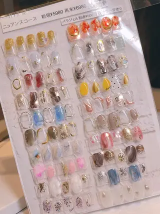 ネイル .. momoko🕊のネイルデザイン