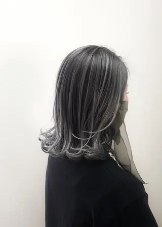 ロング カラー ヘアアレンジ パーマ メンズ キッズ アイブロウ ネイル マツエク・マツパ カラーソムリエ認定 茶屋町Eir岩本のヘアスタイル