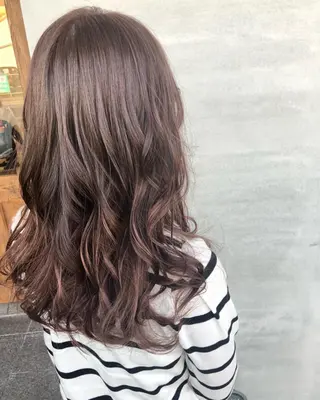 ロング カラー ture by gladのヘアスタイル