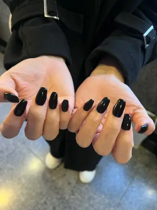 セミロング KARIN LANDHAKATAのネイルデザイン