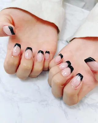 ネイル Bella 齋藤理奈のネイルデザイン