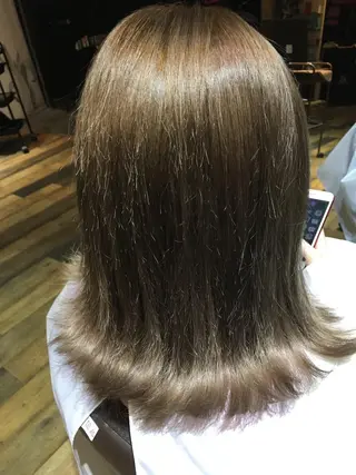 カラー 西村 雄二/エクステのヘアスタイル