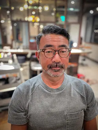 メンズ 40代以上の男性限定 メンズカット募集のヘアスタイル