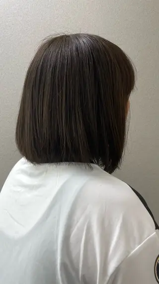 ミディアム ニュアンスカラー/ 🫧レミ(坊主)のヘアスタイル