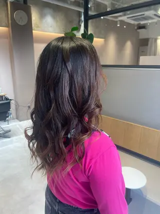 ロング カラー 城間 晴人のヘアスタイル