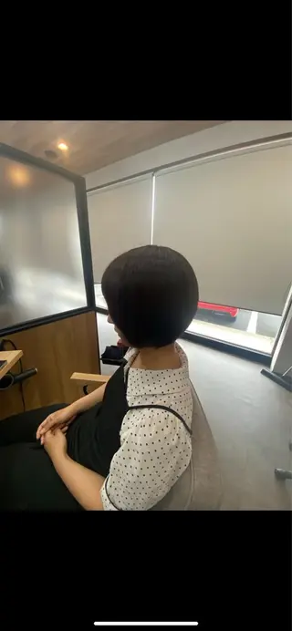 ショート 金田 麻莉亜のヘアスタイル