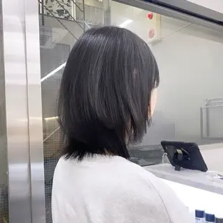 ミディアム カラー 艶感/韓国風 🤍moeka🤍のヘアスタイル