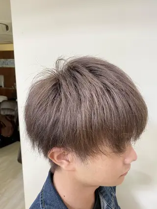 カラー SALOWIN栄 高須大貴のヘアスタイル